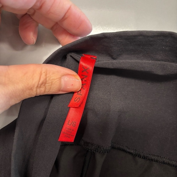 SPANX Black Shape My Day Girl Short. Size Large - Picture 3 of 5